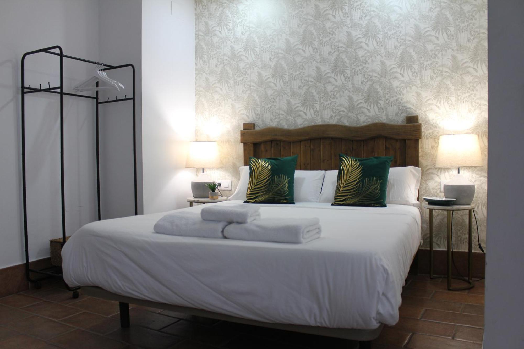 Monkeys Apartments Pureza House Севілья Екстер'єр фото